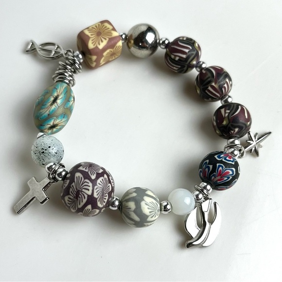 Christian Clay Beads Stretch Charm Bracelet - Picture 2 of 12